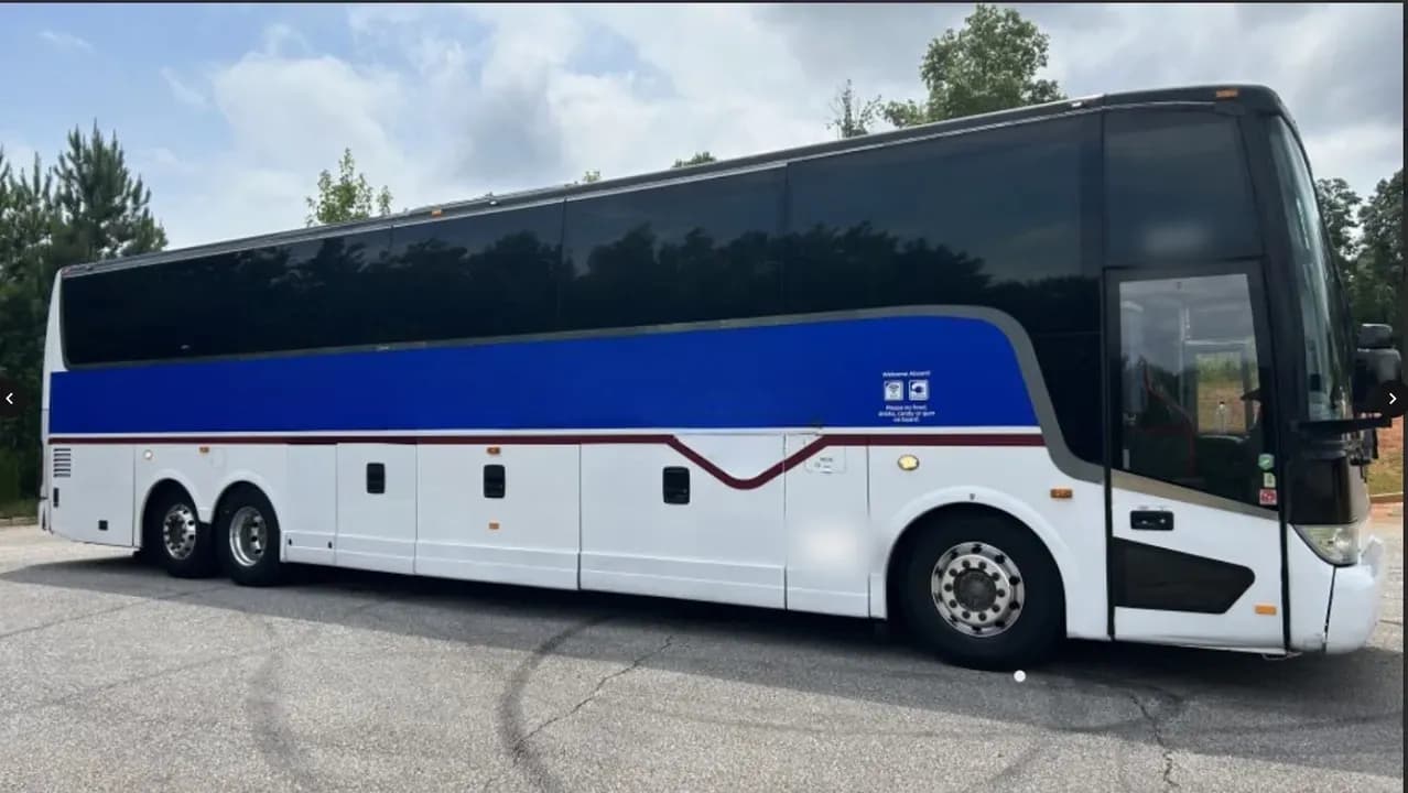 2015 Van Hool TX45 Coach Bus - Image 1