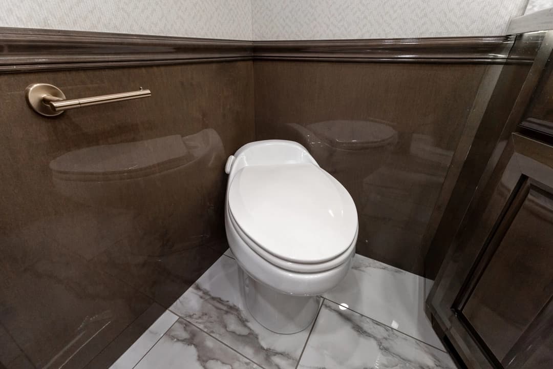 2022 Entegra Cornerstone 45B Motorhome - Image 23