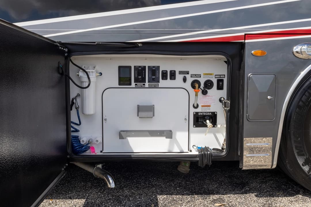 2022 Entegra Cornerstone 45B Motorhome - Image 39