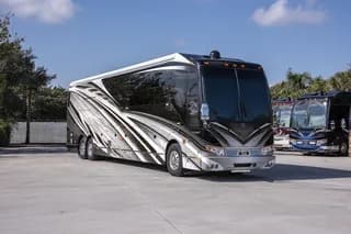 2022 Prevost Liberty Elegant Lady H3-45 bus