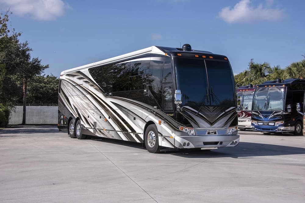 2022 Prevost Liberty Elegant Lady H3-45 bus