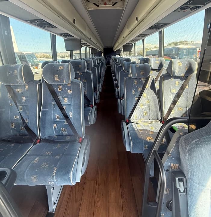 2016 Prevost X3-45 Coach Bus - Image 8