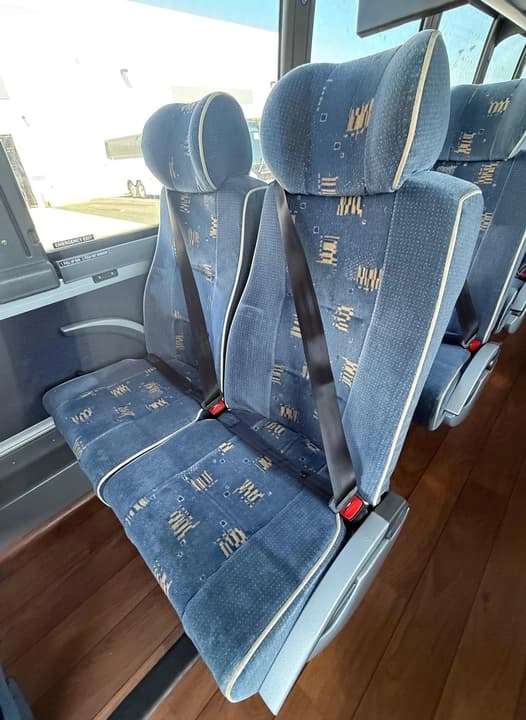 2016 Prevost X3-45 Coach Bus - Image 10