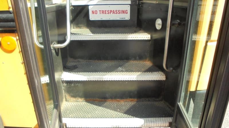 2009 Thomas Flat Nose School Bus - Image 5