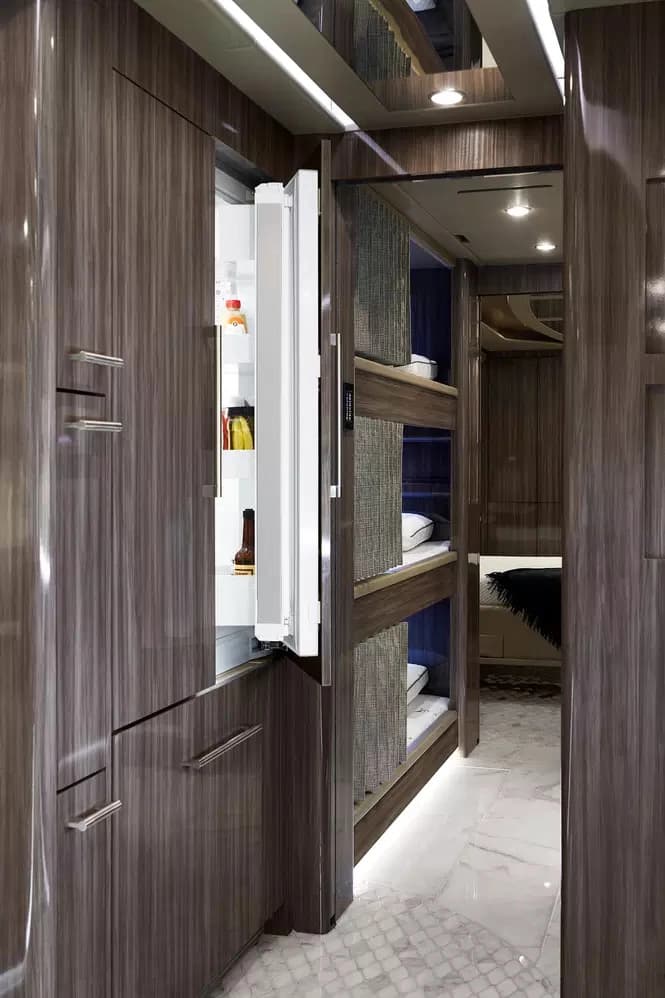 2020 Prevost H3-45 Motorcoach - Image 6