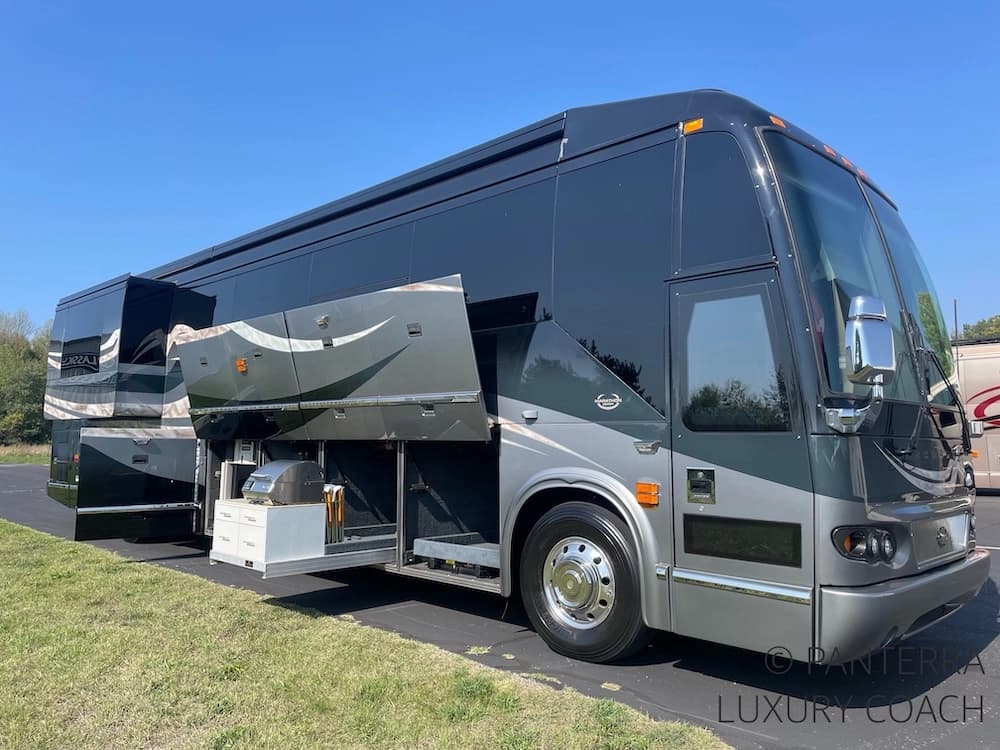 2006 Prevost Marathon H3-45 Motorcoach - Image 15
