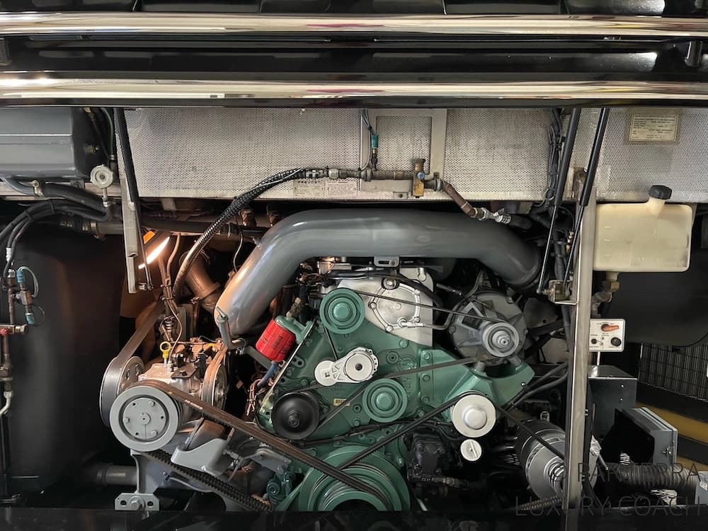 2006 Prevost Marathon H3-45 Motorcoach - Image 5