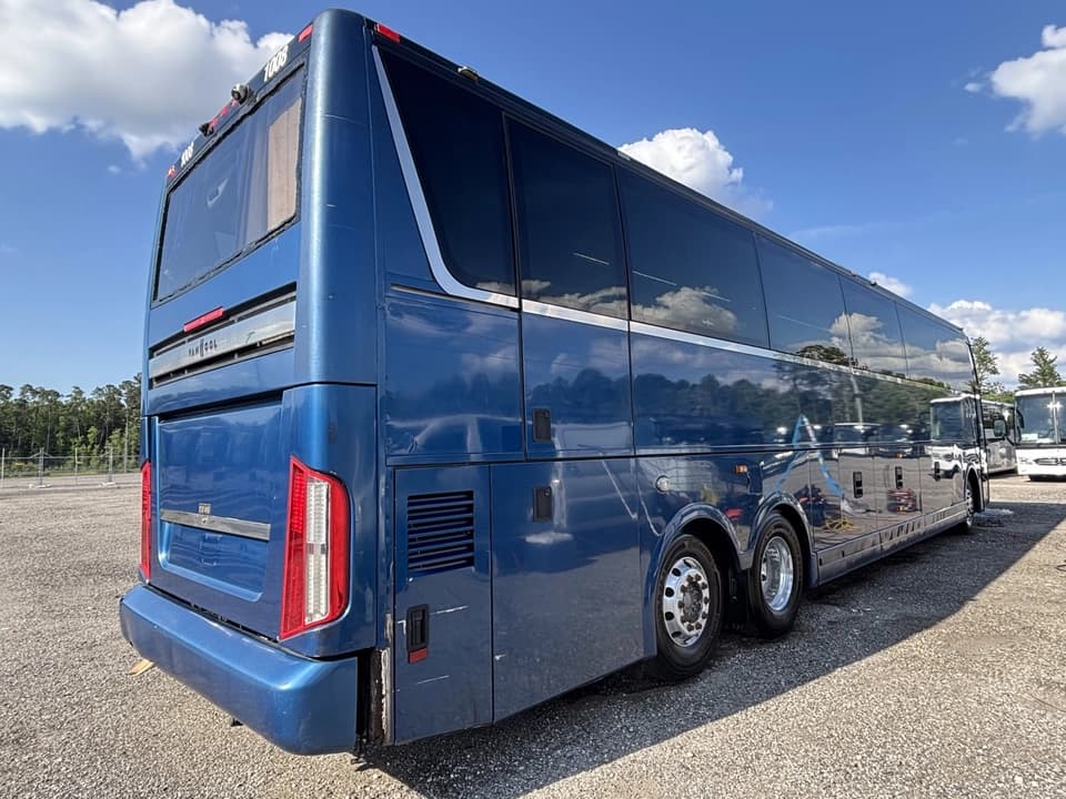 2015 Van Hool TX45 Coach Bus - Image 2