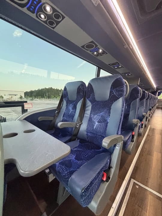 2015 Van Hool TX45 Coach Bus - Image 11