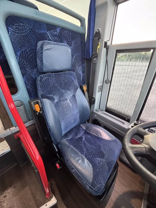 2015 Van Hool TX45 Coach Bus - Image 8