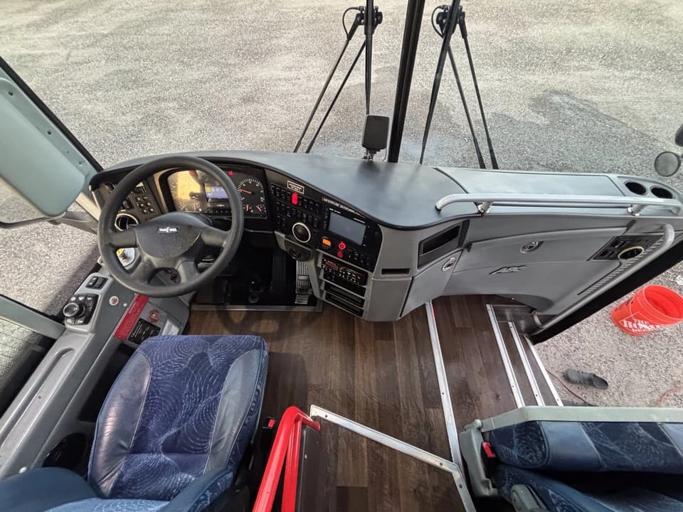 2015 Van Hool TX45 Coach Bus - Image 9