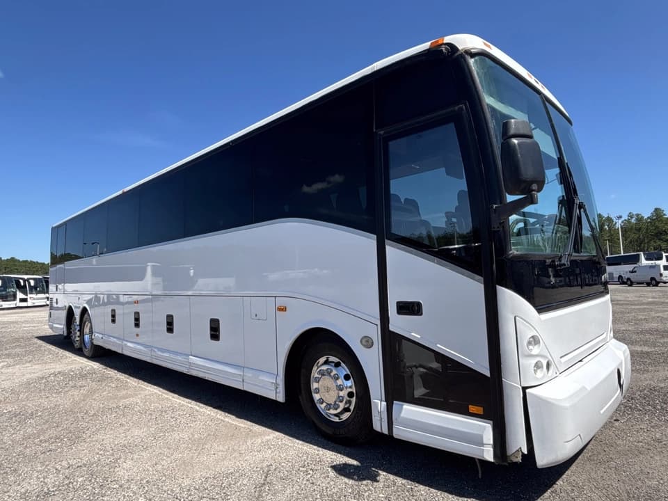 2013 Van Hool C2045 bus