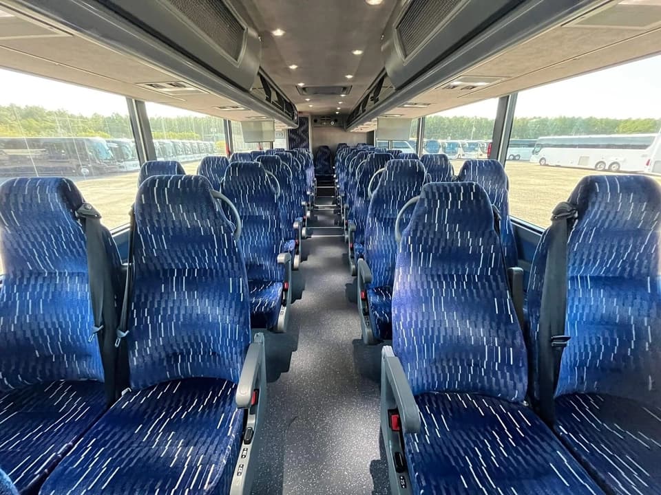 2013 Van Hool C2045 Coach Bus - Image 5