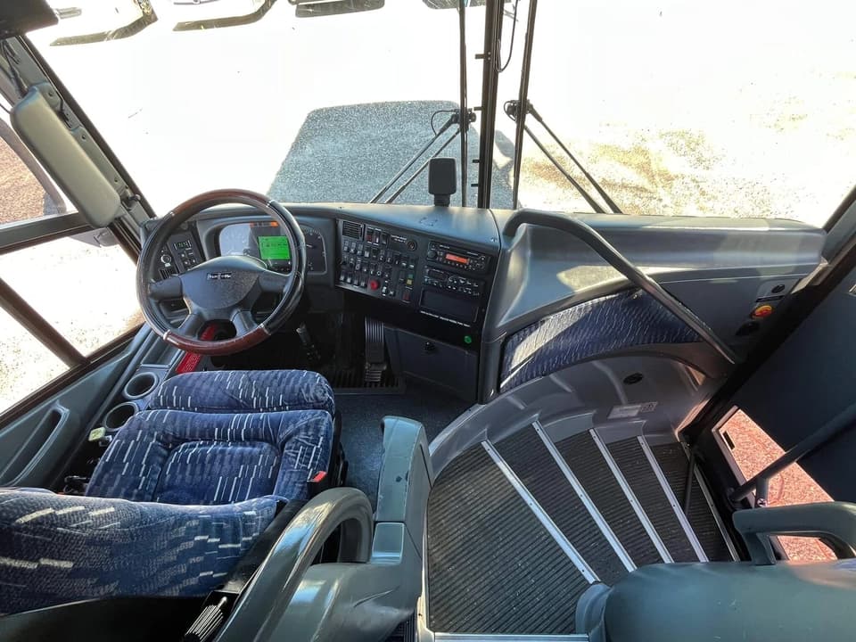 2013 Van Hool C2045 Coach Bus - Image 6