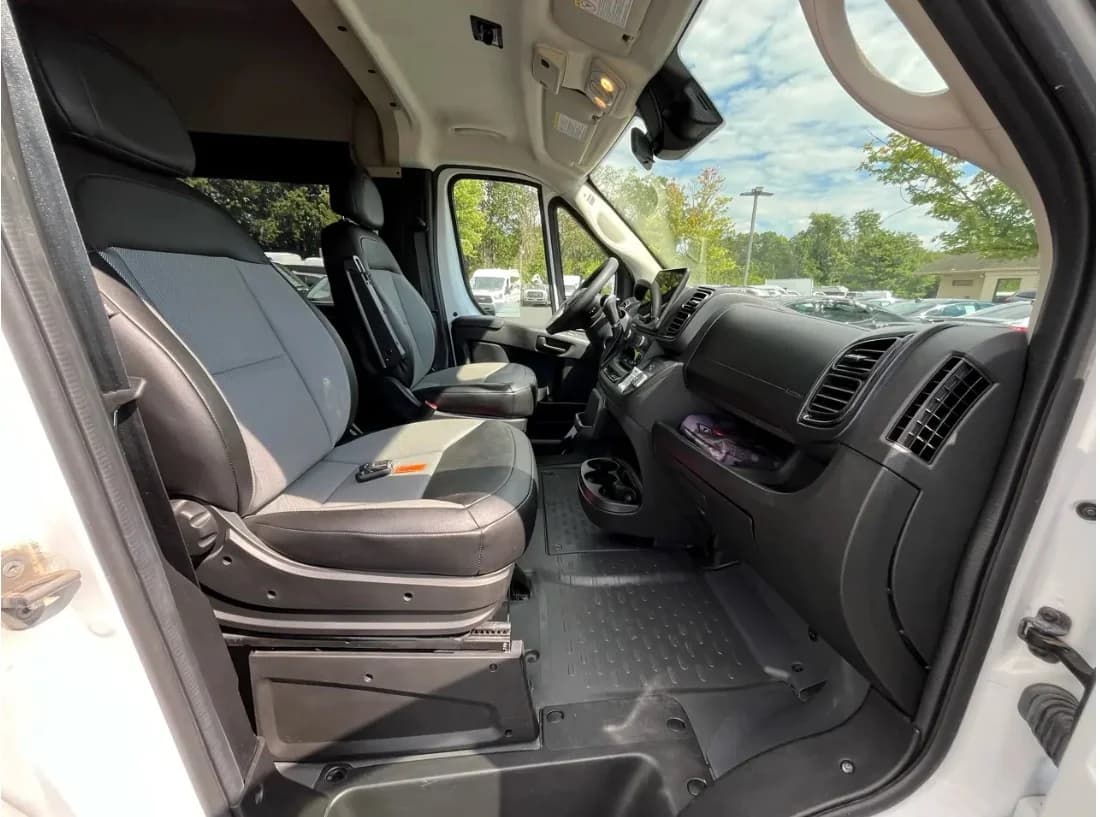 2023 Ram ProMaster 2500 ADA - Image 10