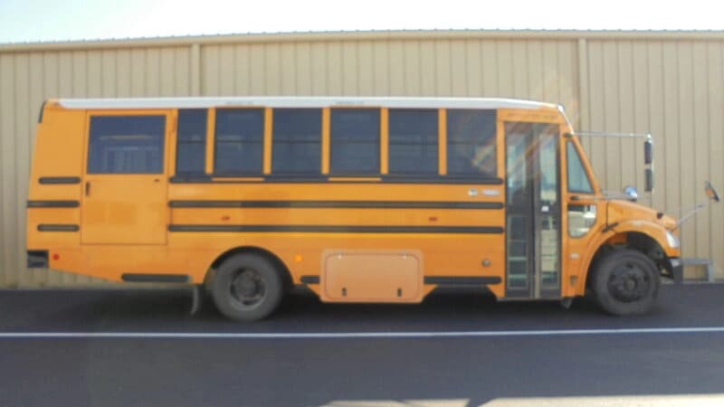 2017 Freightliner Thomas School Bus - Image 2