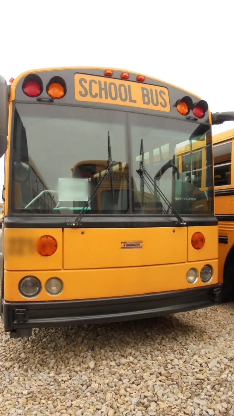 2010 Thomas Saf-T Liner bus