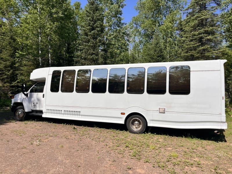 2009 Chevrolet Shuttlebus Mini Buses/Shuttles - Image 7