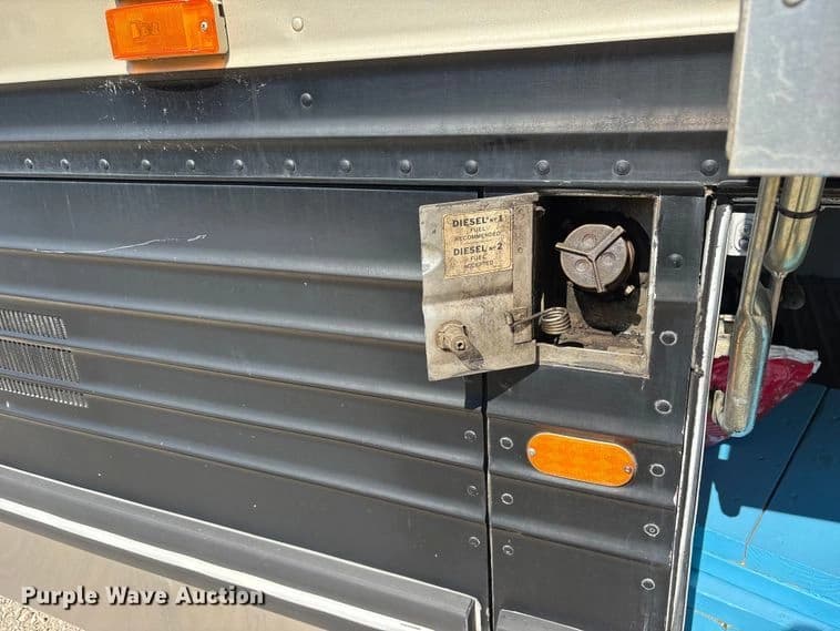 1996 Prevost Xl Coach coach bus Coach - Image 15