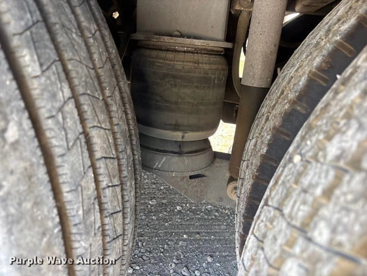 1996 Prevost Xl Coach coach bus Coach - Image 22