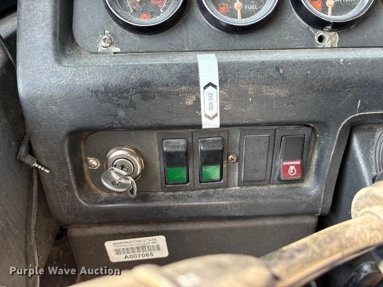 1996 Prevost Xl Coach coach bus Coach - Image 36