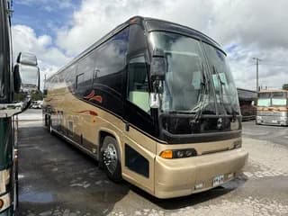 1999 MCI E-4500 bus