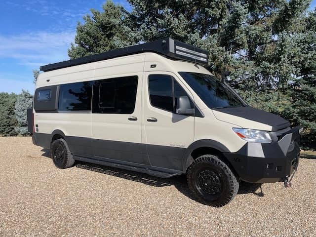 2021 Mercedes Benz Sprinter 4X4 bus