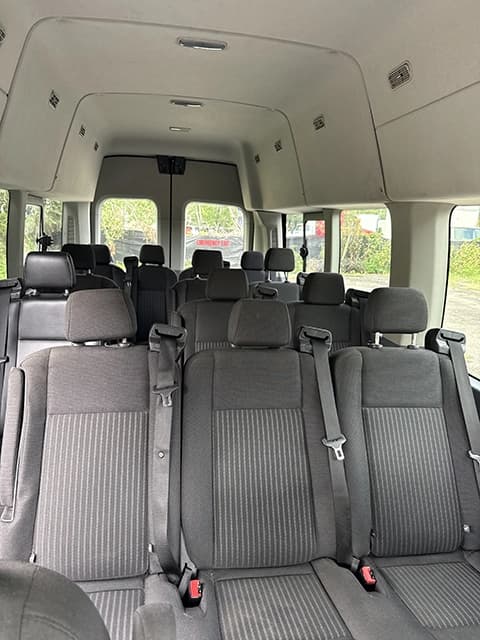 2015 Ford Transit XLT Passenger Van - Image 6