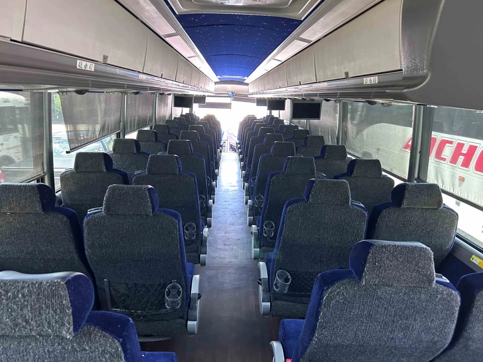 2017 MCI J4500 Coach Bus - Image 10