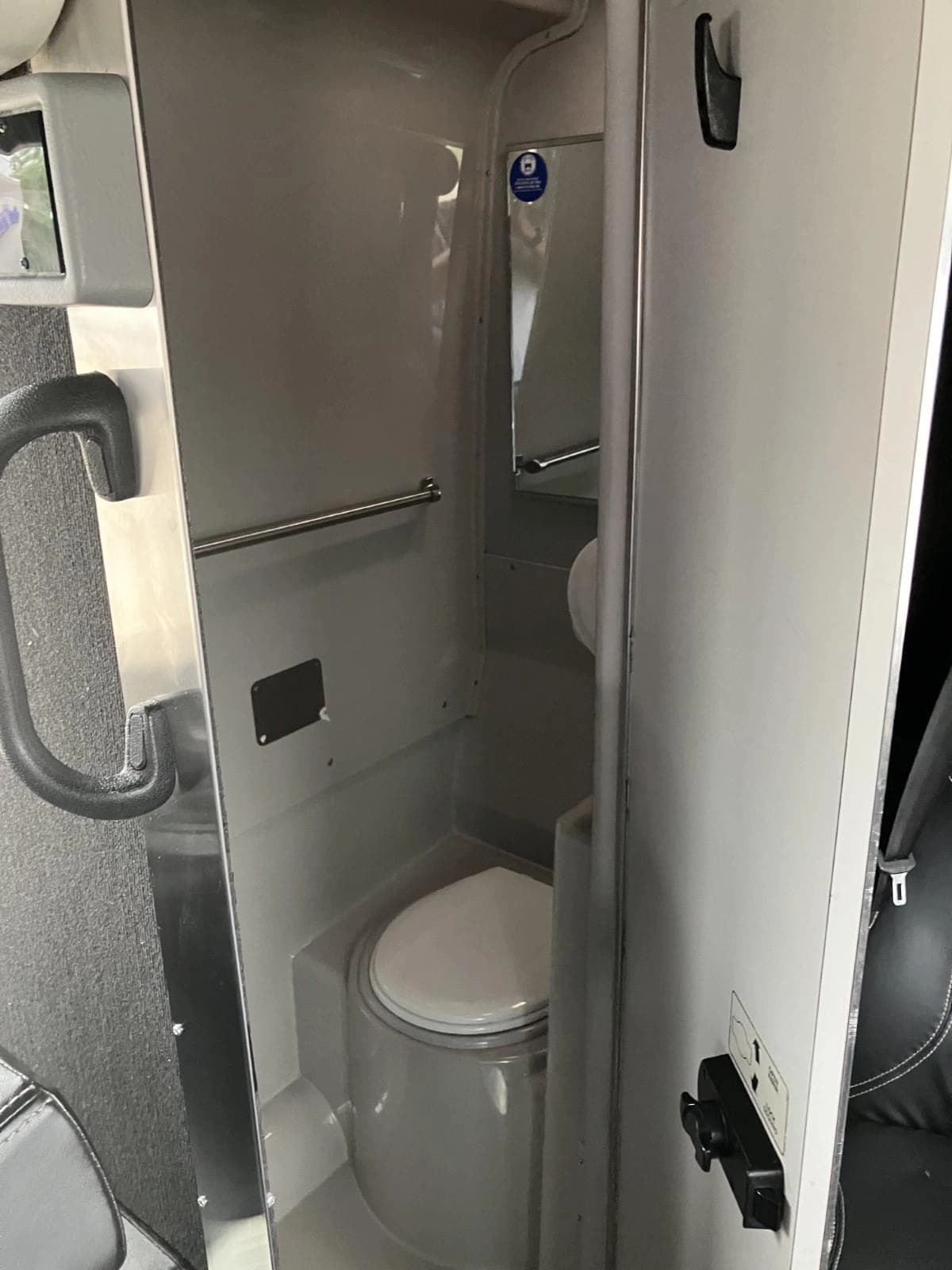 2020 Prevost X3-45 Coach Bus - Image 12