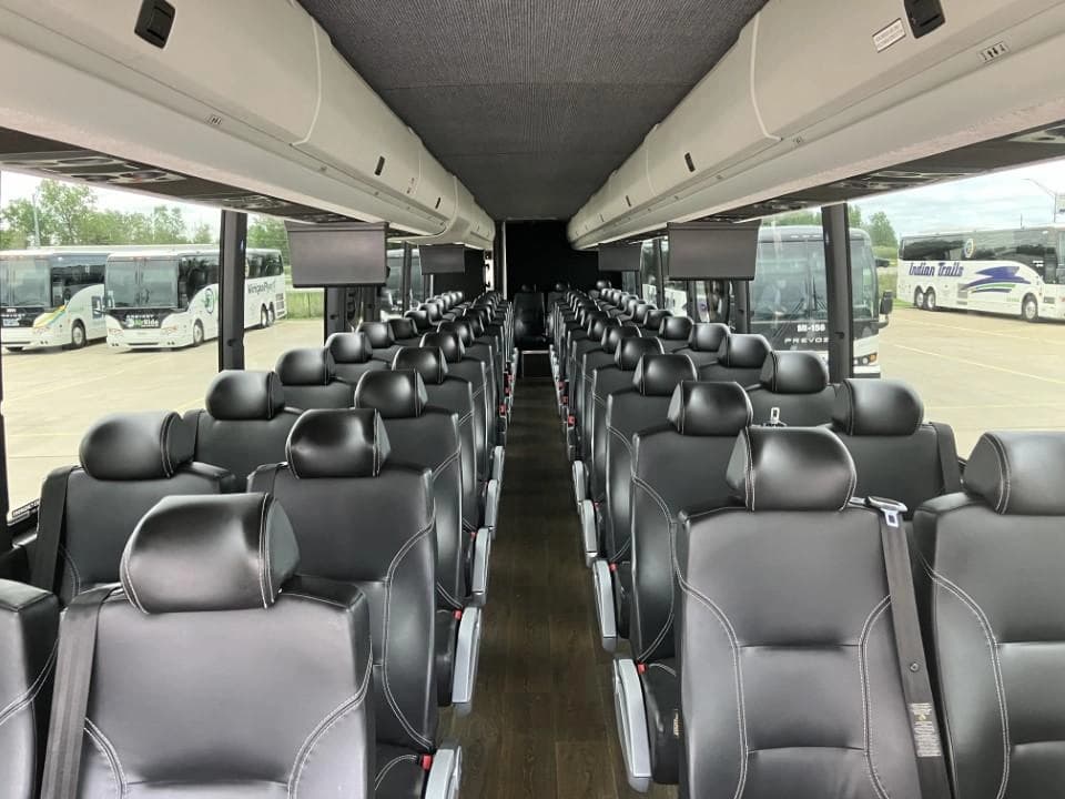 2020 Prevost X3-45 Coach Bus - Image 8