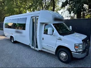2018 Ford E-450 bus