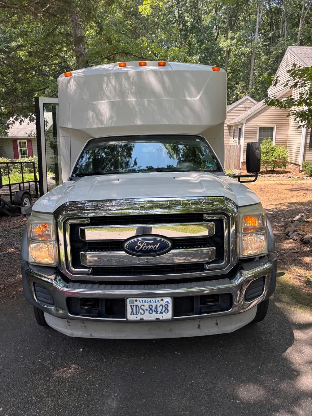 2011 Ford F-550 - Image 5