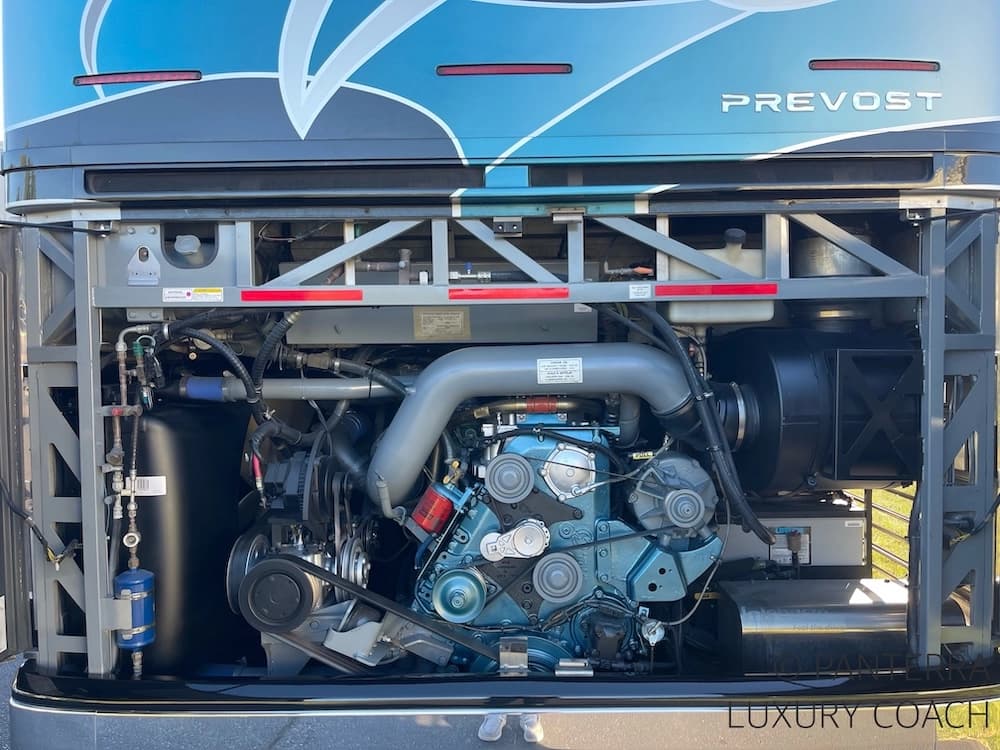 2006 Prevost Legendary XLII Coach - Image 6