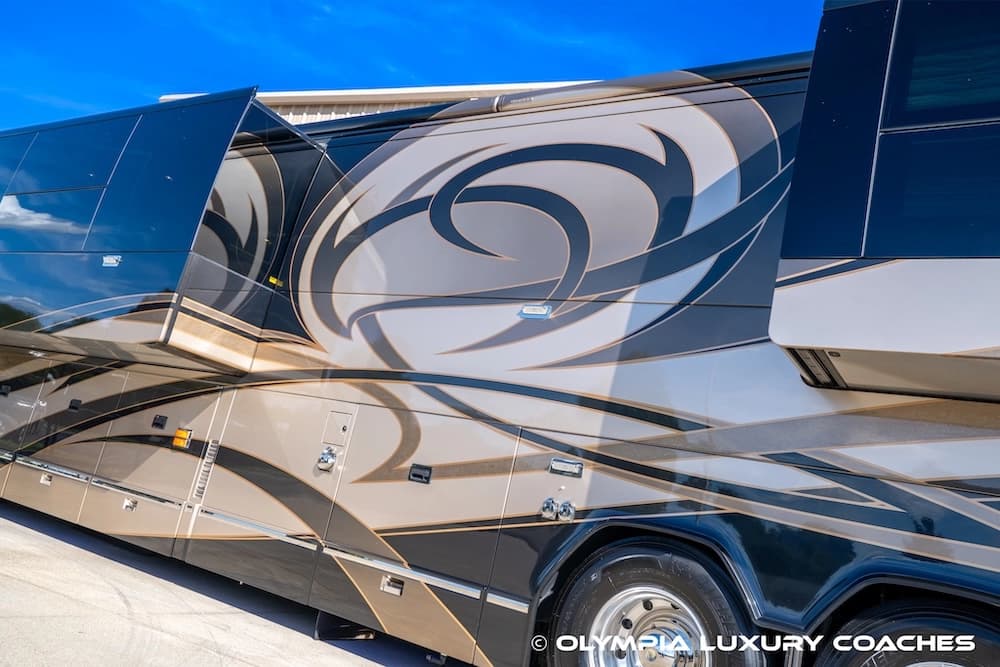 2009 Prevost Liberty Elegant Lady H3-45 Coach - Image 15