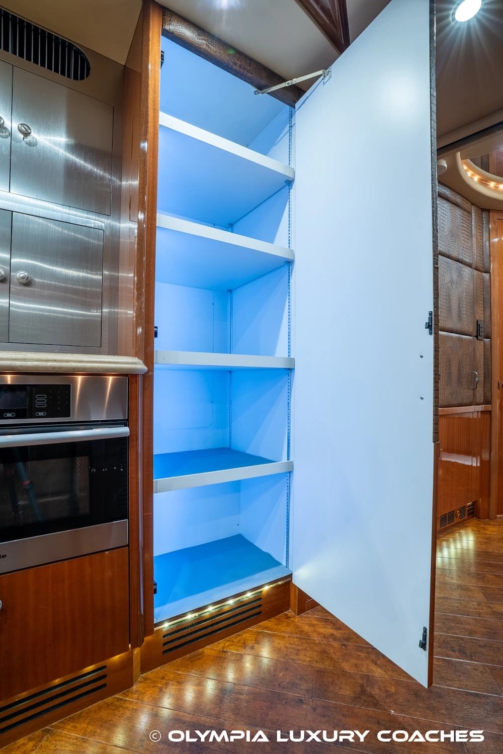 2009 Prevost Liberty Elegant Lady H3-45 Coach - Image 49