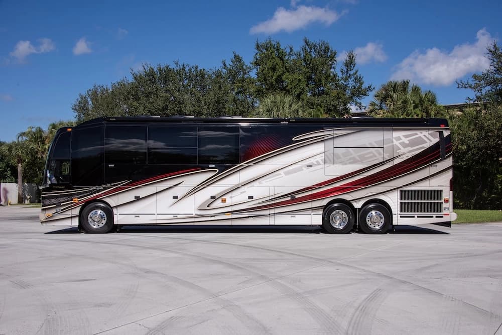 2019 Prevost Elegant Lady H3-45 Motorhome - Image 6