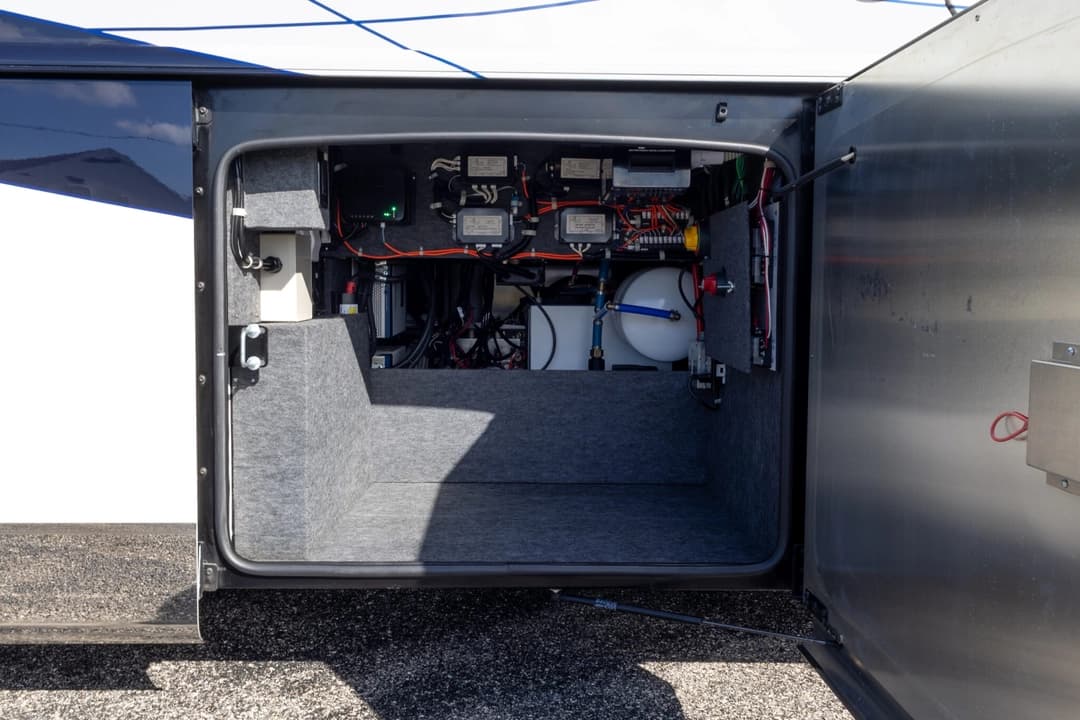 2025 Foretravel ISX605 Motorhome - Image 35