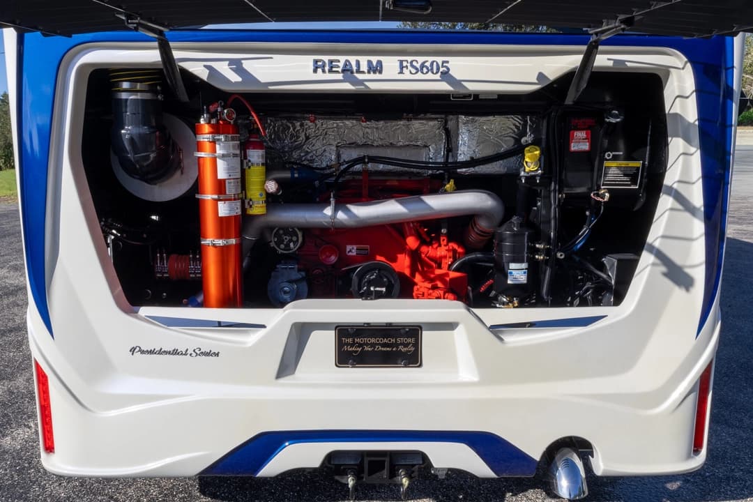 2025 Foretravel ISX605 Motorhome - Image 47