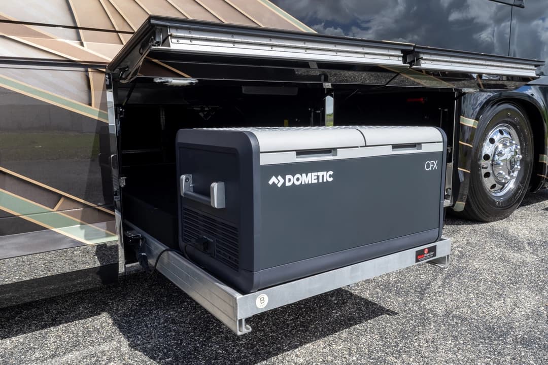 2023 Newell P50 Edition Motorhome - Image 37