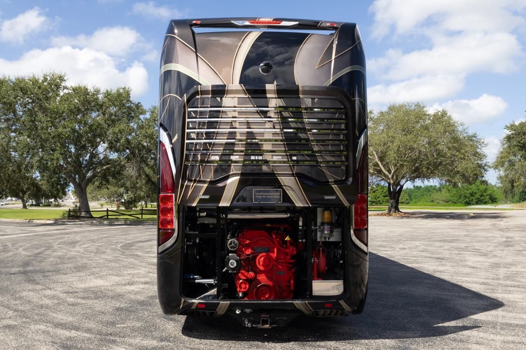 2023 Newell P50 Edition Motorhome - Image 45