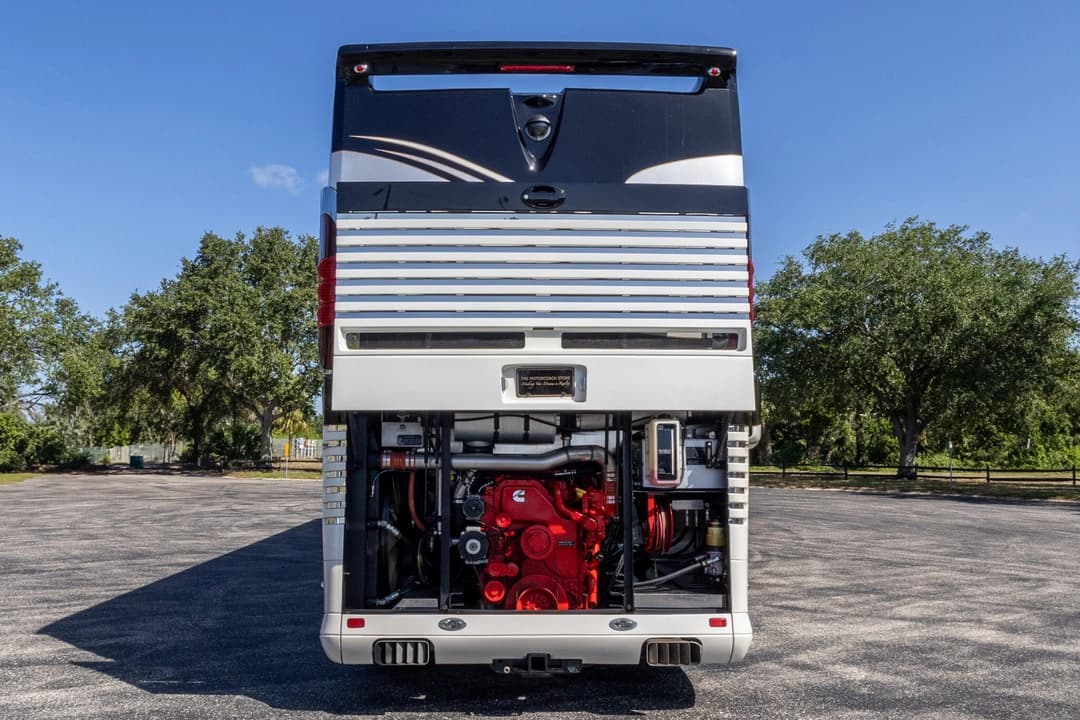 2017 Newell 2020P Motorhome - Image 45