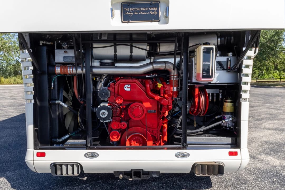 2017 Newell 2020P Motorhome - Image 46