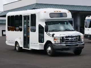 2016 Ford E450 bus
