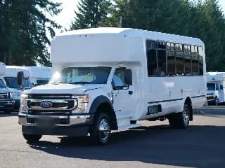 2021 Ford F550 Super Duty bus
