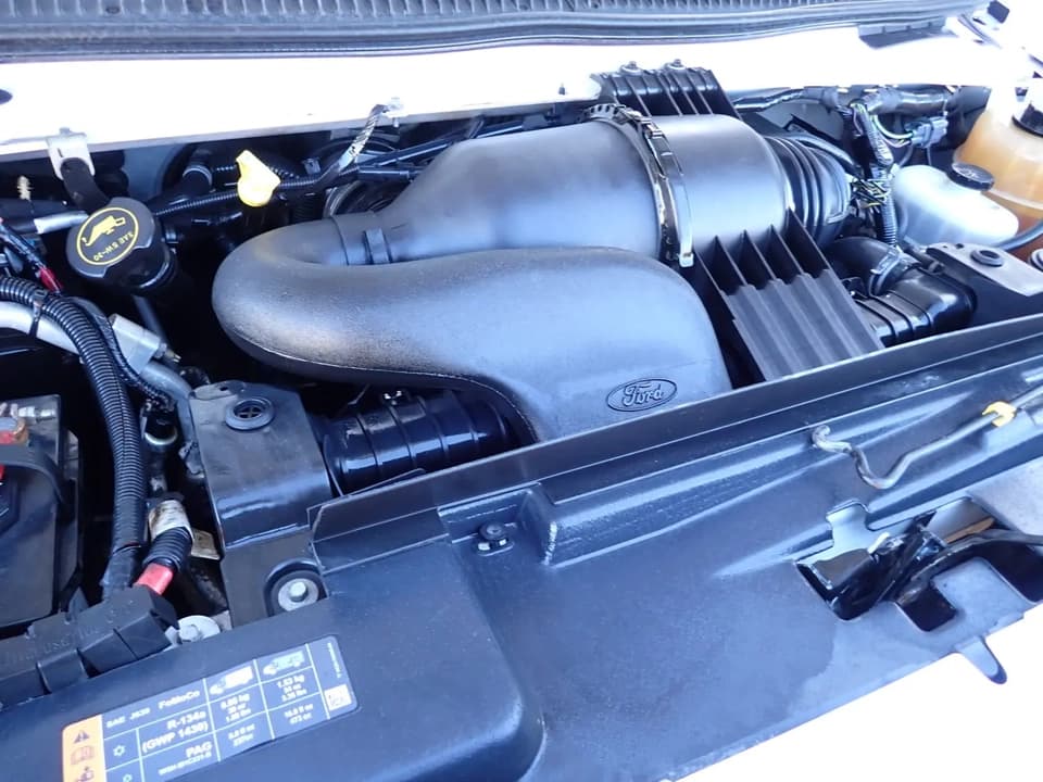 2010 Ford E450 Starcraft Allstar Shuttle Bus - Image 8