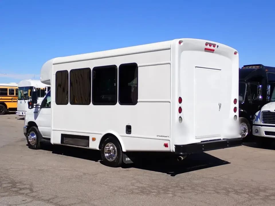 2023 Ford E450 Starcraft Allstar Shuttle Bus - Image 3