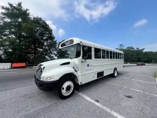 2018 International 24 passenger Shuttle Bus bus