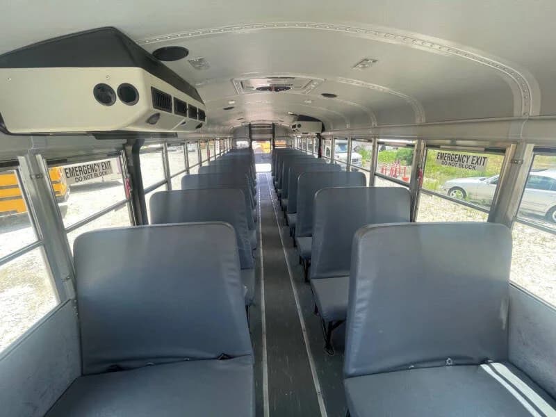 2013 Thomas Transit-Liner Flat Nose - Image 5