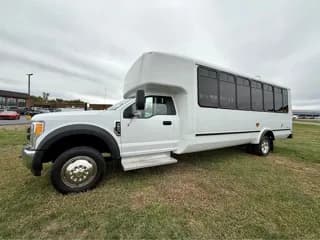 2018 Ford F550 bus